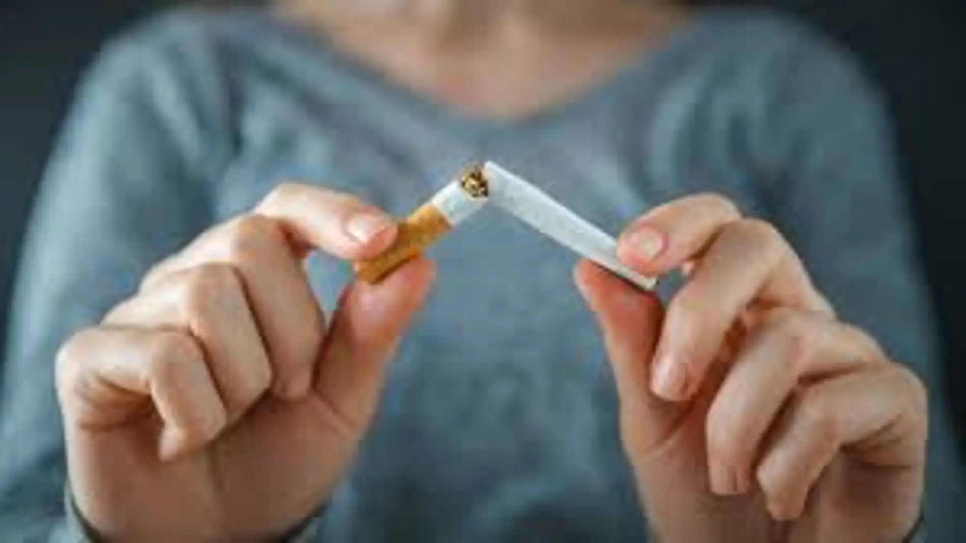 La Asociación contra el Cáncer de Badajoz inicia en octubre cursos para dejar de fumar en modalidad online y presencial