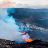 El volcán hawaiano de Kilauea entra en erupción
