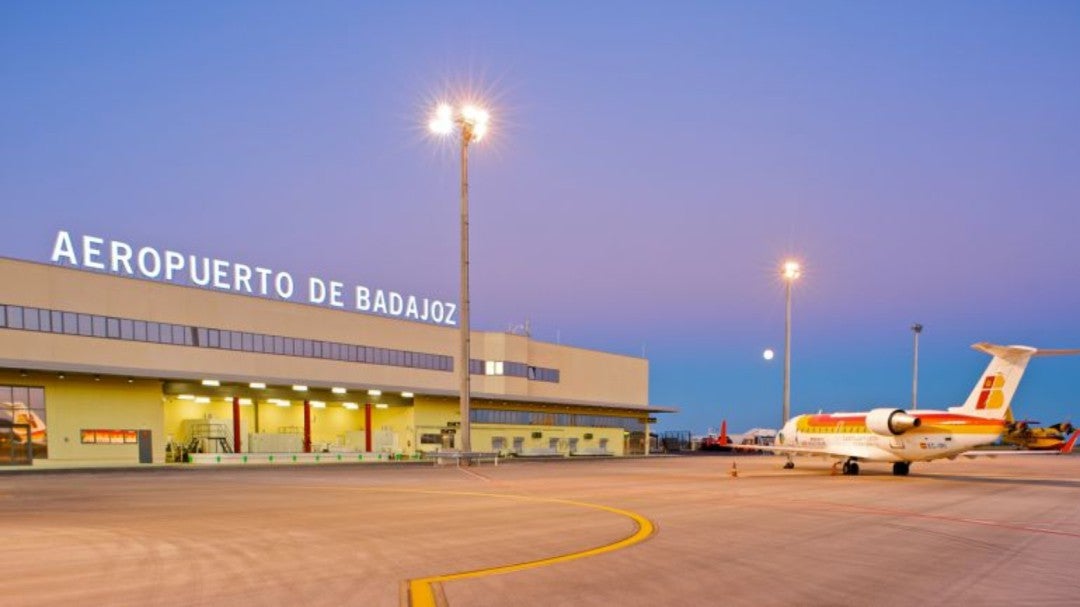 Air Nostrum conectará estas Navidades el Aeropuerto de Badajoz con el Aeropuerto de Palma del 18 de diciembre al 5 de enero Air Nostrum conectará estas Navidades el Aeropuerto de Badajoz con el Aeropuerto de Palma del 18 de diciembre al 5 de enero