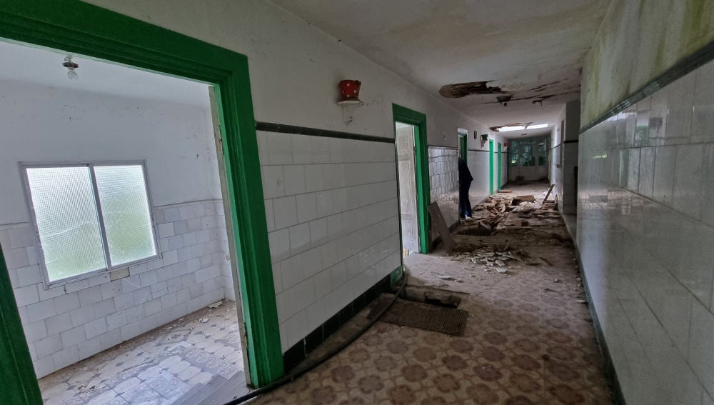 Interior da casa de baños