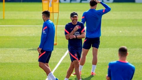 Simeone durante un entrenamiento del Atlético de Madrid