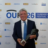 Enrique Cerezo recibe o Premio OUFF Historia do Cine Español Enrique Cerezo recibe o Premio OUFF Historia do Cine Español