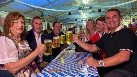 La Nuc&iacute;a inaugura la Oktoberfest 2021.