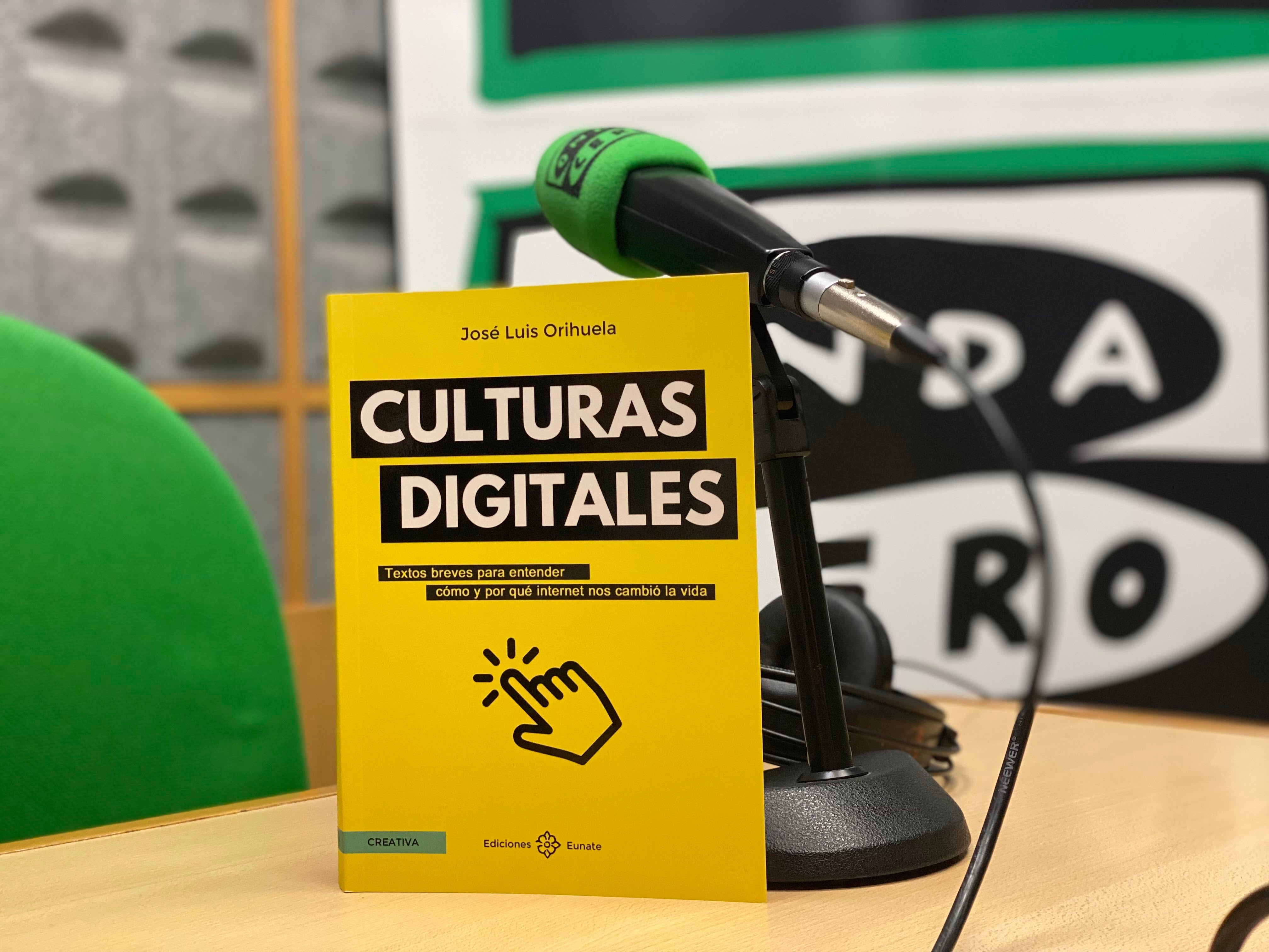 "Cómo y por qué internet nos cambió la vida" "Cómo y por qué internet nos cambió la vida"