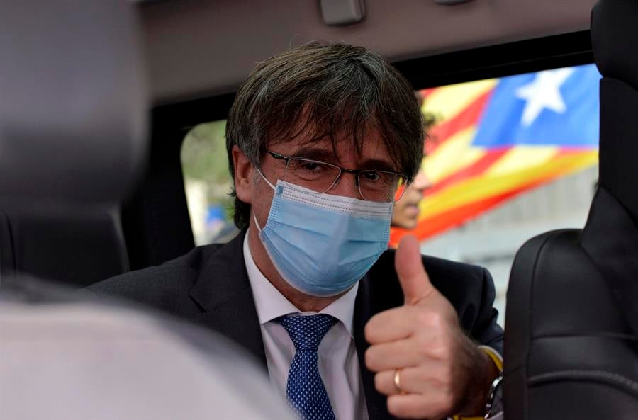 Las preguntas de Amón: "¿Por qué no produce la Generalitat la saga de los Pujol o Fray Junqueras?" Las preguntas de Amón: "¿Por qué no produce la Generalitat la saga de los Pujol o Fray Junqueras?"