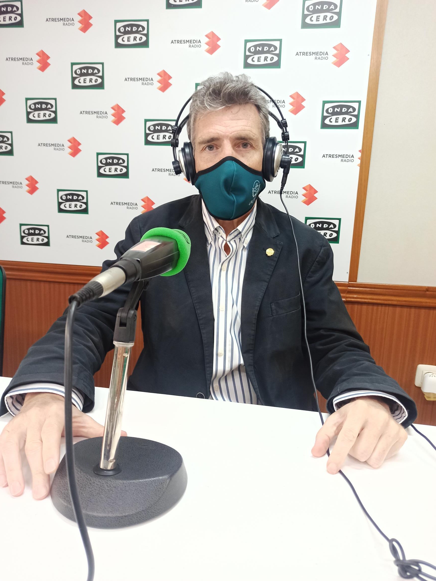 Entrevista en Onda Cero Ciudad Real al Presidente del Colegio Oficial de Veterinarios de Ciudad Real José Ramón Caballero Entrevista en Onda Cero Ciudad Real al Presidente del Colegio Oficial de Veterinarios de Ciudad Real José Ramón Caballero