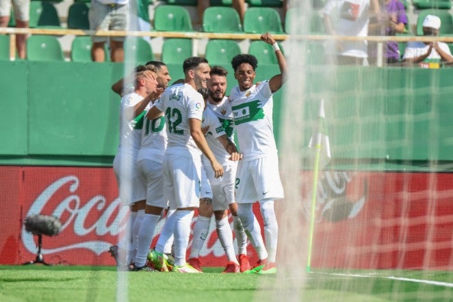 El Elche inicia una semana tranquila, a cinco puntos del descenso El Elche inicia una semana tranquila, a cinco puntos del descenso
