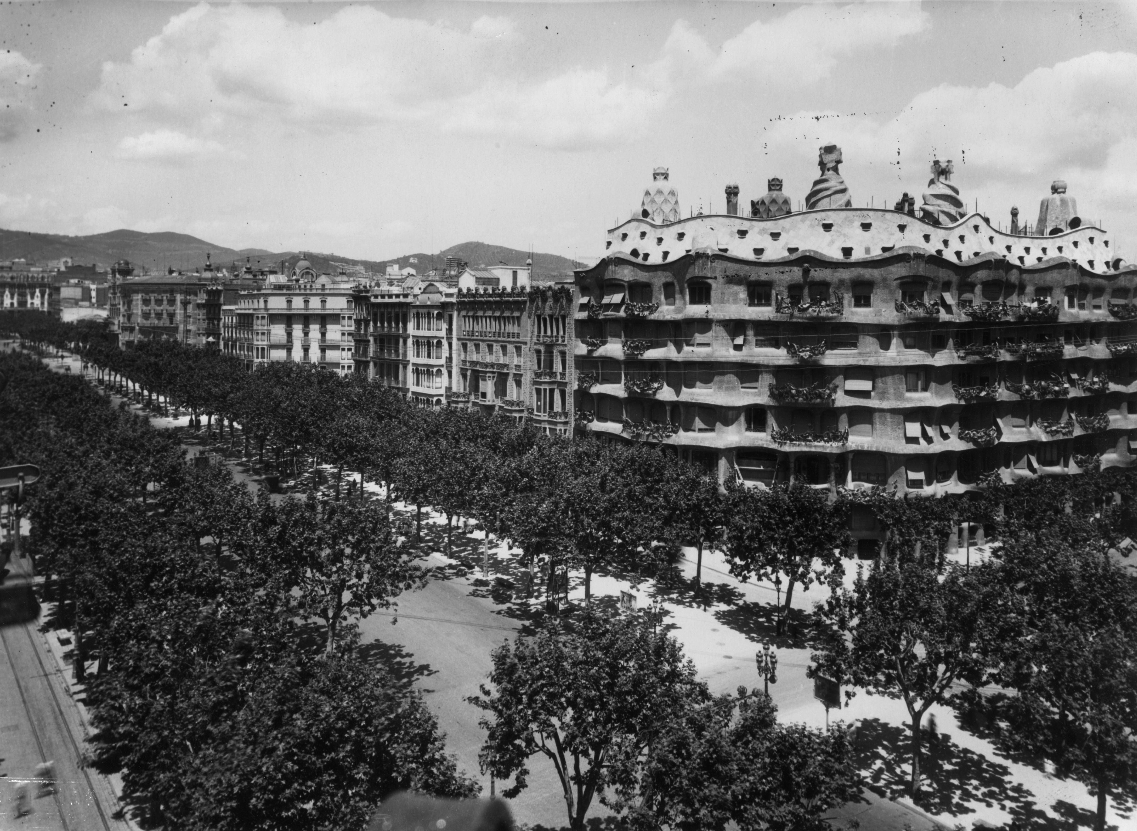 Jordi Corominas: "Hay una deseducación muy fuerte de lo que es la historia criminal de Barcelona" Jordi Corominas: "Hay una deseducación muy fuerte de lo que es la historia criminal de Barcelona"