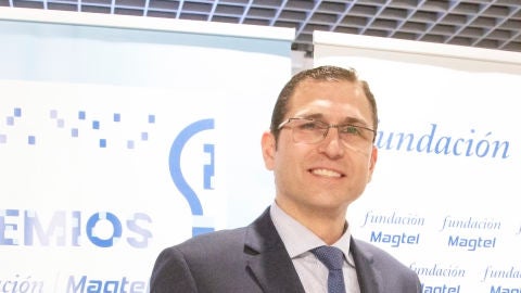 Adri&aacute;n Fern&aacute;ndez
