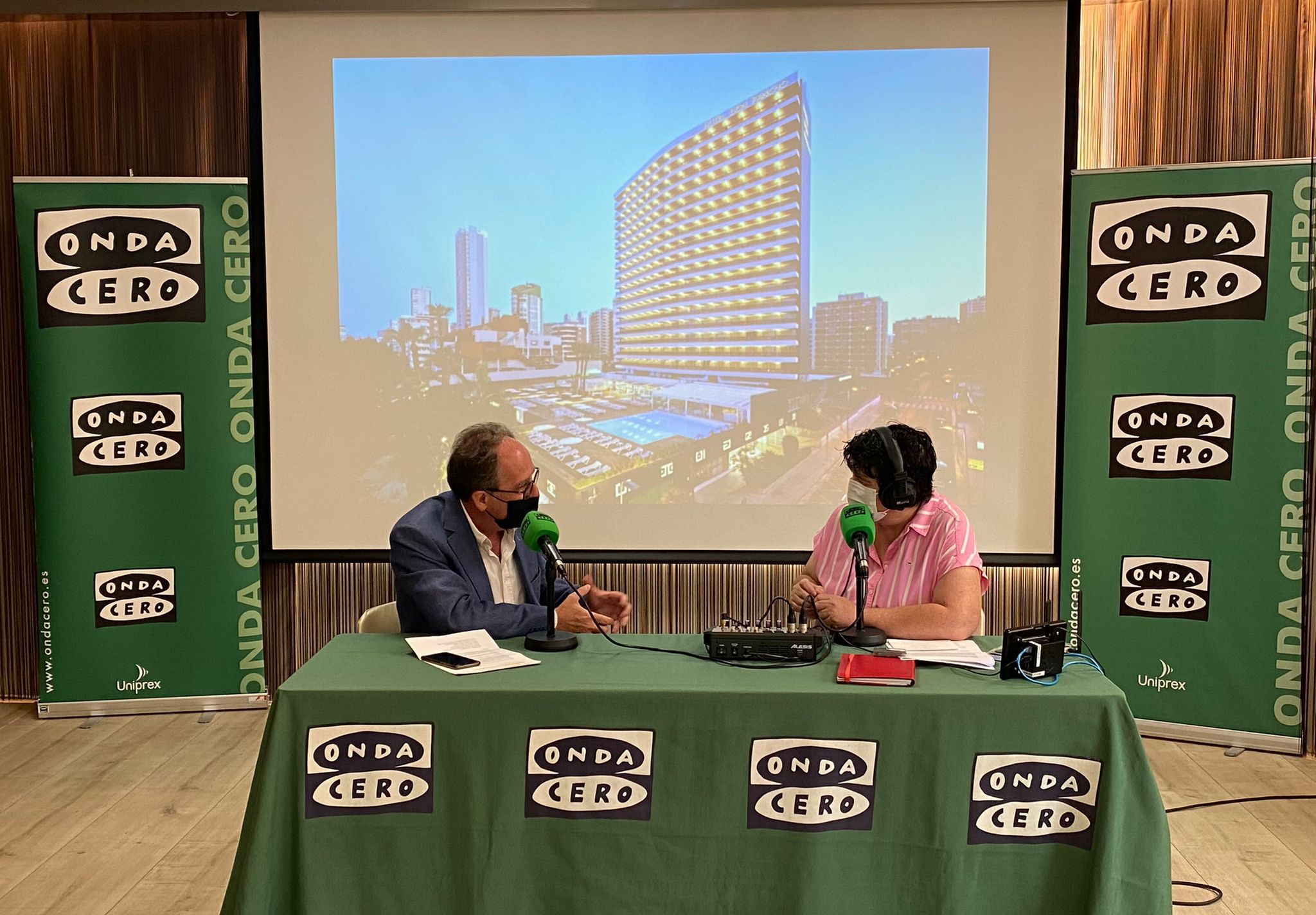 "Hay que poner en valor este tipo de arquitectura moderna del que Don Pancho es un ejemplo" "Hay que poner en valor este tipo de arquitectura moderna del que Don Pancho es un ejemplo"