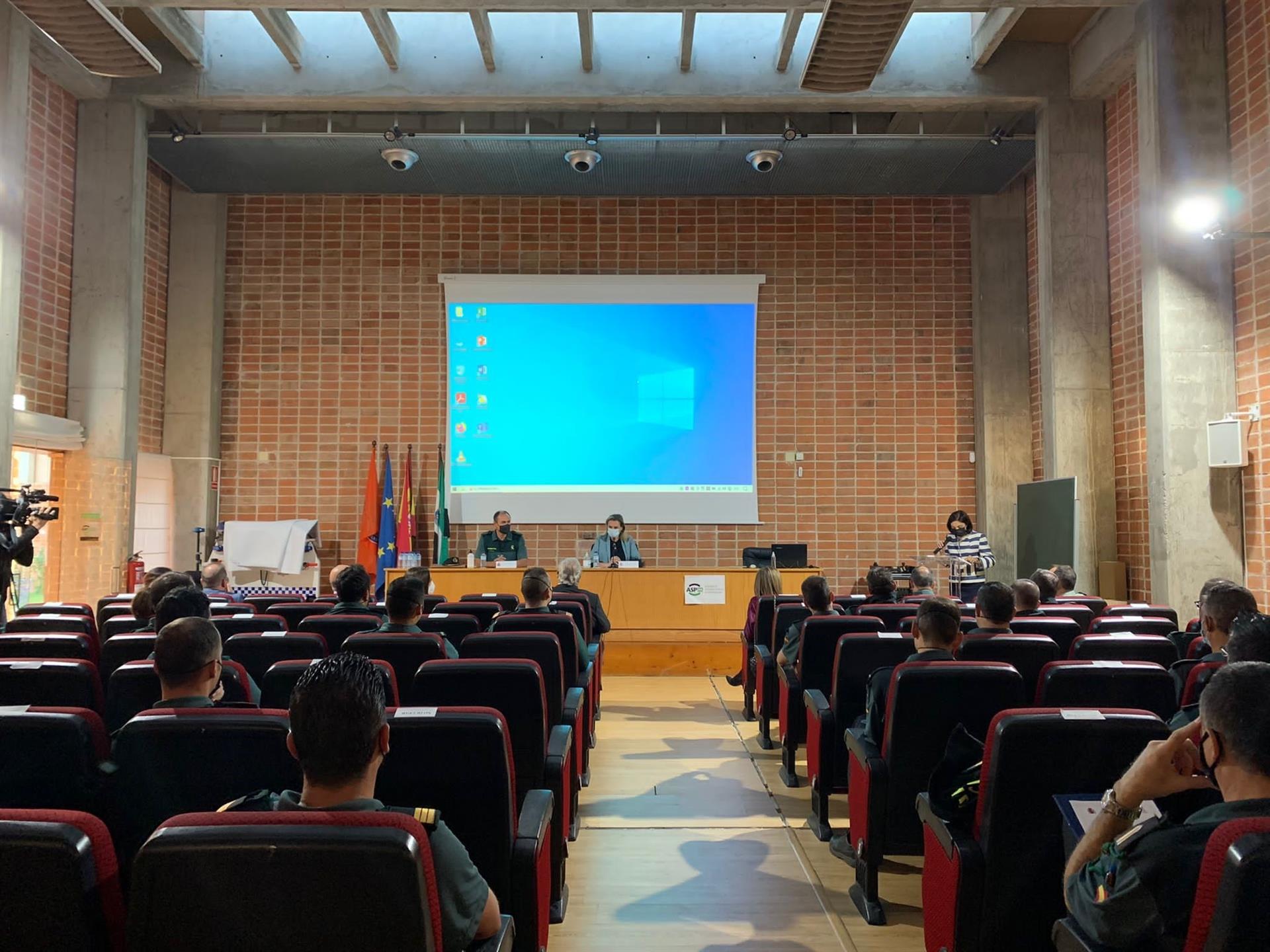 La Delegada del Gobierno destaca en Badajoz el abordaje integral de la violencia de género con las fuerzas de seguridad La Delegada del Gobierno destaca en Badajoz el abordaje integral de la violencia de género con las fuerzas de seguridad