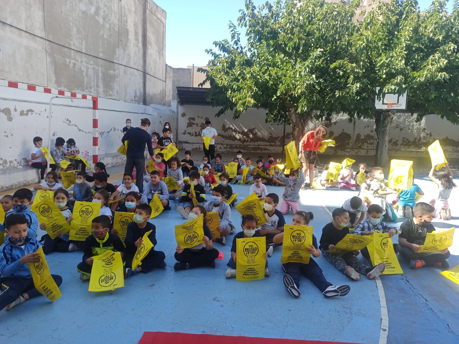 Los escolares de Orihuela aprenden la importancia de reciclar Los escolares de Orihuela aprenden la importancia de reciclar