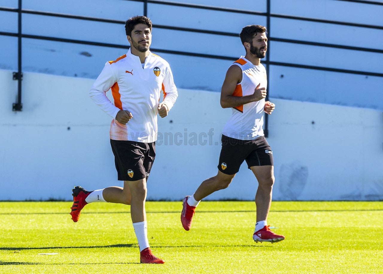 Gayá, Soler, Thierry y Cheryshev completan la sesión con el grupo Gayá, Soler, Thierry y Cheryshev completan la sesión con el grupo