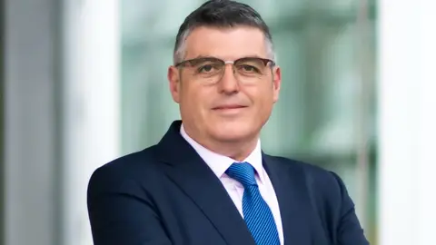 RAFAEL CEREZO RAFAEL CEREZO