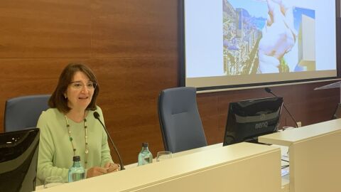 Amparo Navarro en su intervención sobre &#39;Innovación de proximidad&#39;