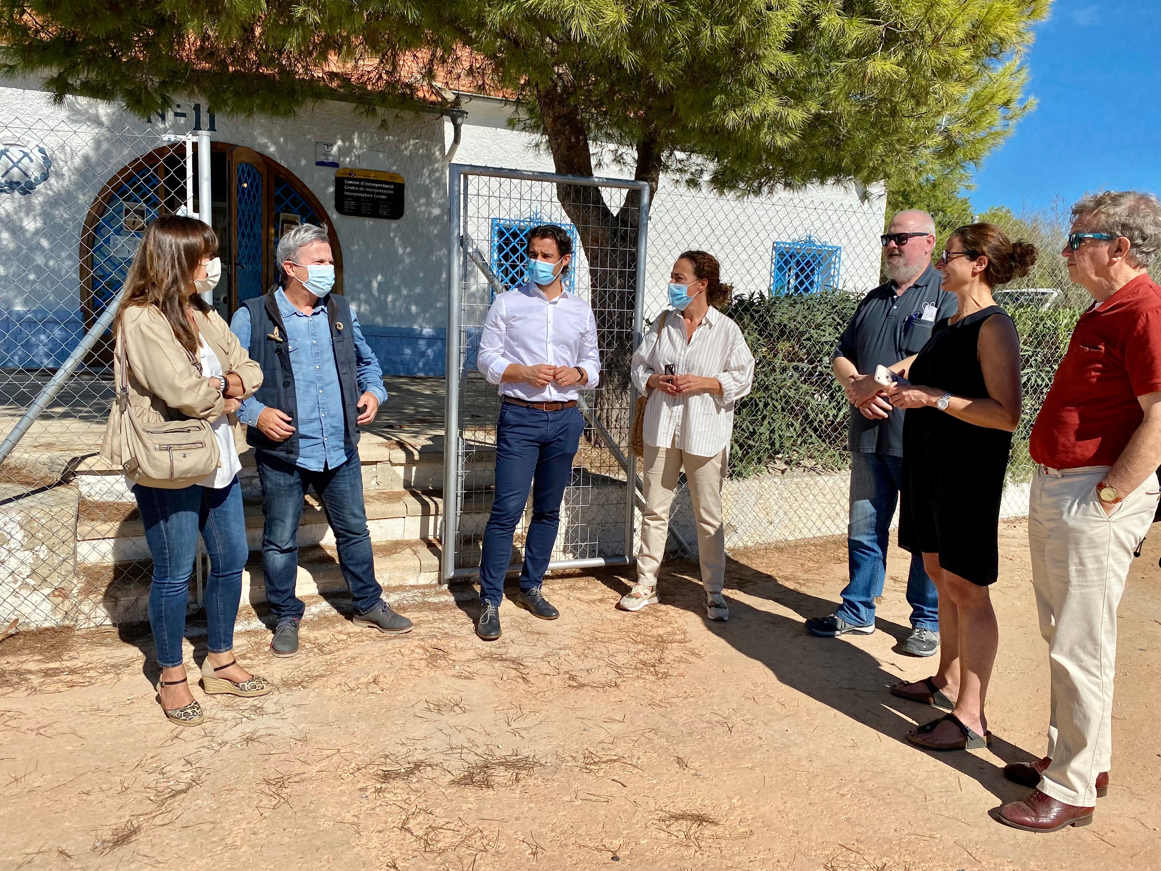 Un grupo de periodistas belgas visitan el parque natural de las lagunas de Torrevieja y La Mata Un grupo de periodistas belgas visitan el parque natural de las lagunas de Torrevieja y La Mata