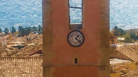 Torre campanario iglesia de la Asunci&oacute;n
