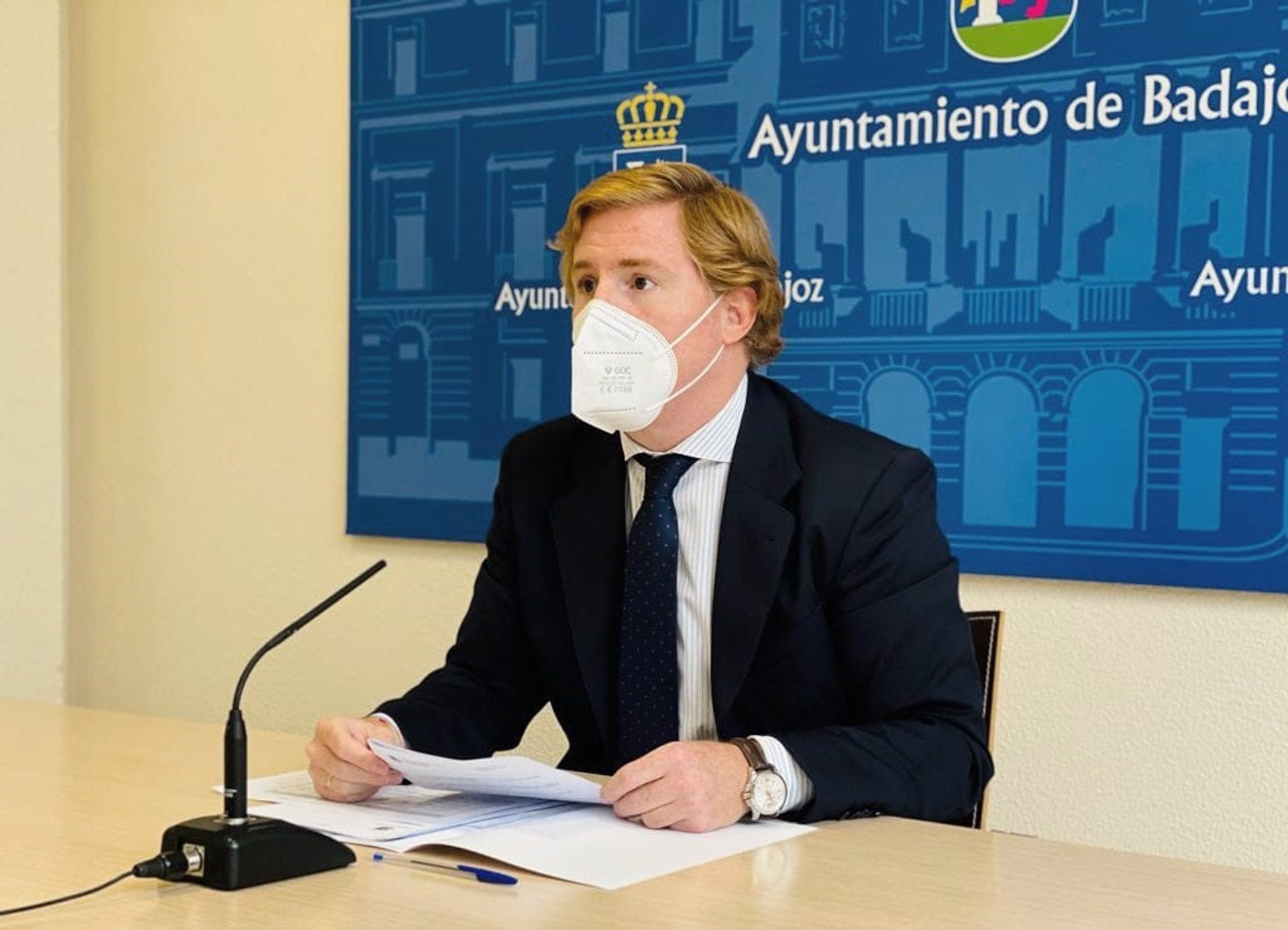 Informativo Más de Uno Badajoz 8,30 horas. Informativo Más de Uno Badajoz 8,30 horas.