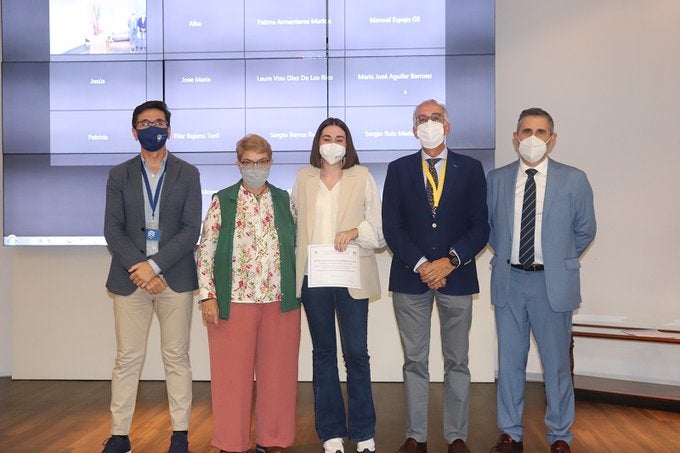 El Colegio de Enfermería de Córdoba entrega el Primer Premio al Mejor TFG de ‘Enfermería Cordobesa’ El Colegio de Enfermería de Córdoba entrega el Primer Premio al Mejor TFG de ‘Enfermería Cordobesa’