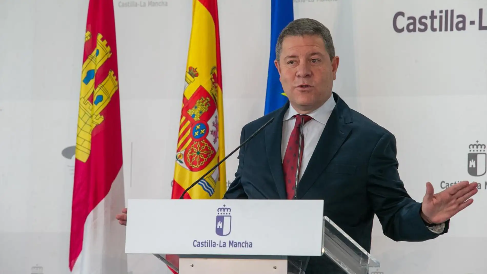 Castilla - La Mancha podría poner fin en febrero al uso de mascarillas en interiores