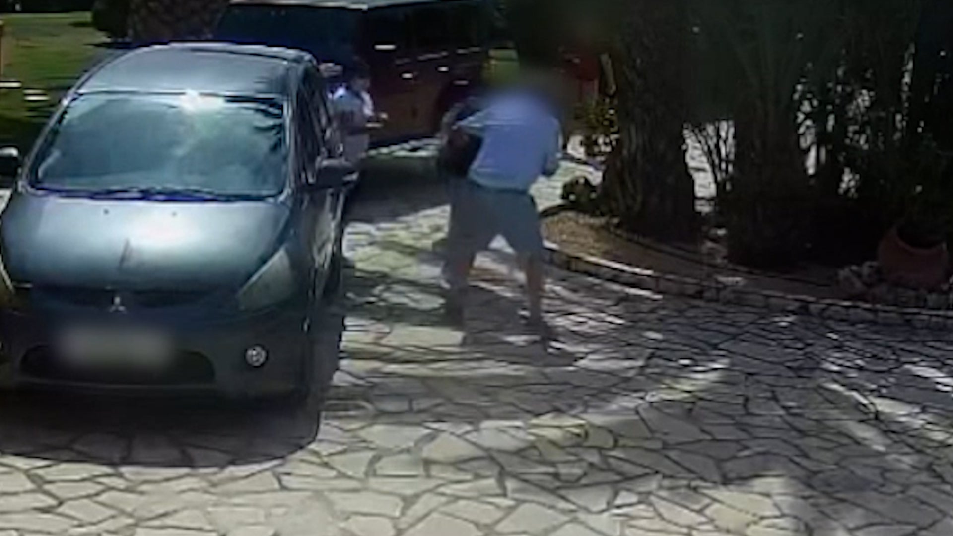 La Guardia Civil de Altea detiene a dos personas por robos violentos de relojes de alta gama La Guardia Civil de Altea detiene a dos personas por robos violentos de relojes de alta gama