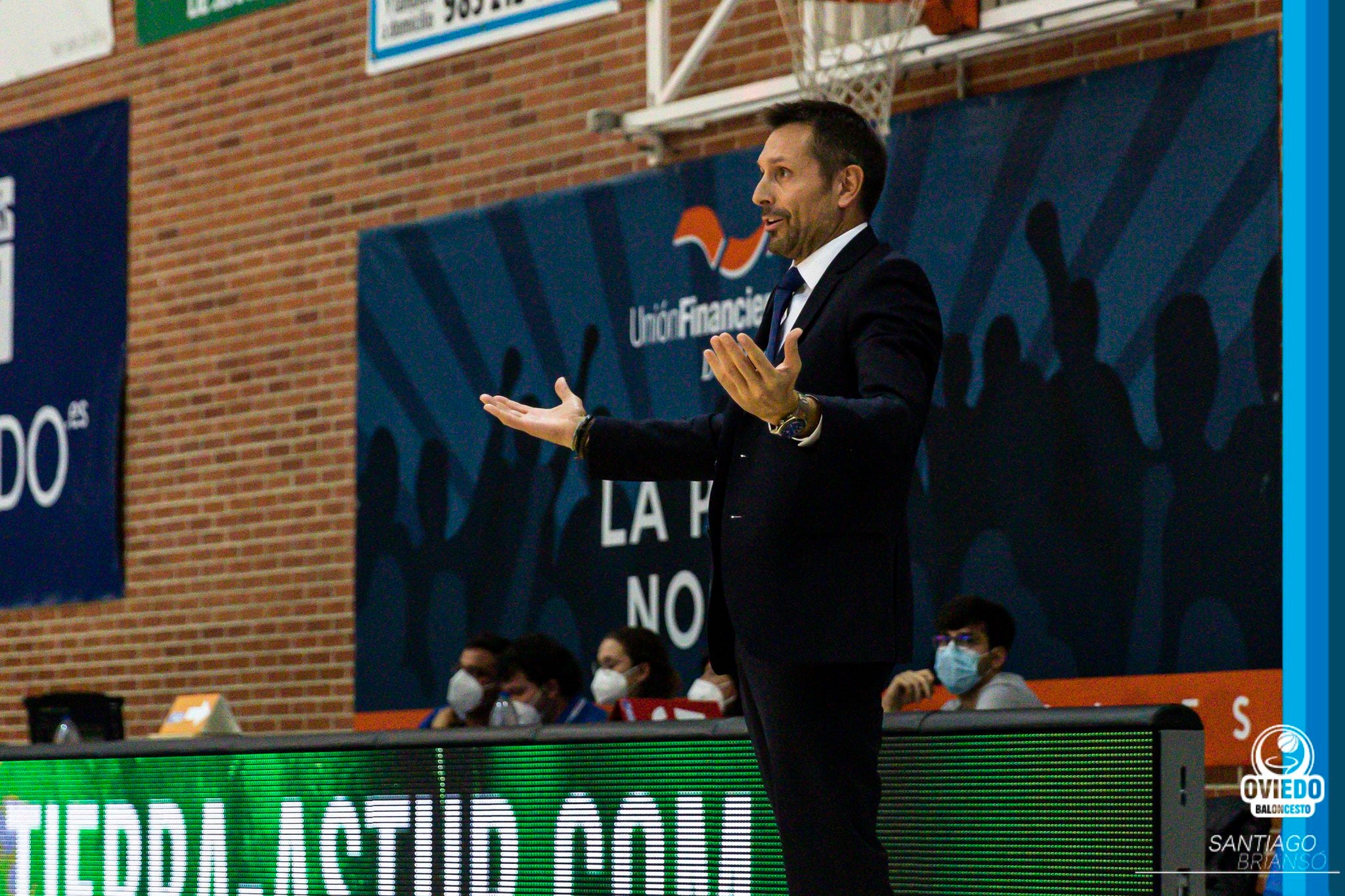 El Unicaja Banco cierra la temporada regular en Magariños El Unicaja Banco cierra la temporada regular en Magariños