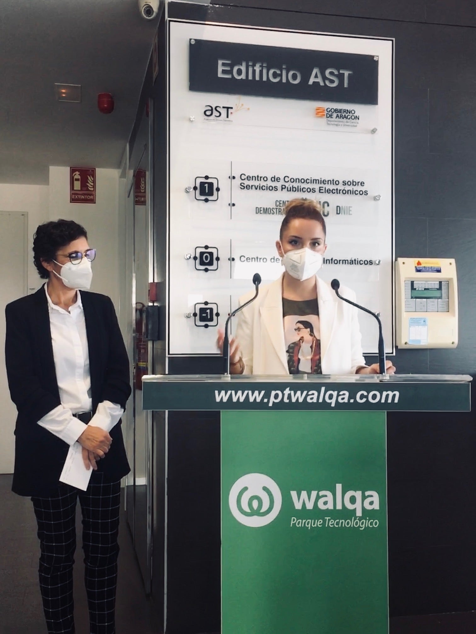 Aragón impulsa una ley pionera para el desarrollo de las tecnologías Cloud Aragón impulsa una ley pionera para el desarrollo de las tecnologías Cloud