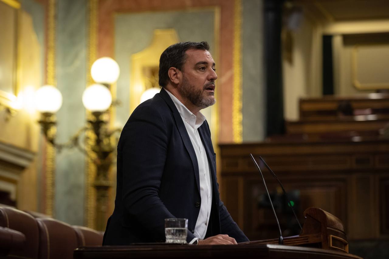 El Congreso aprueba el reconocimiento del Juzgado Privativo de Aguas de Orihuela como tribunal consuetudinario y tradicional El Congreso aprueba el reconocimiento del Juzgado Privativo de Aguas de Orihuela como tribunal consuetudinario y tradicional