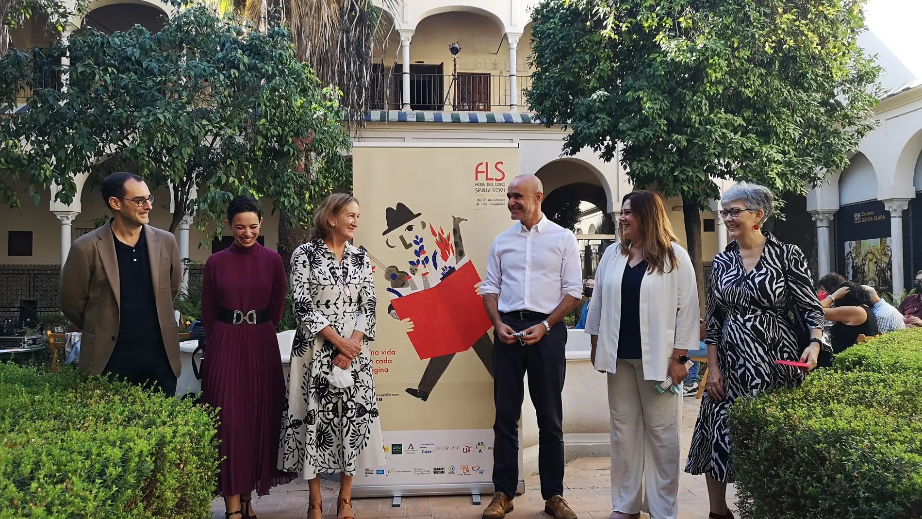 La Feria del Libro de Sevilla vuelve a la Plaza Nueva a partir del jueves 21 de octubre con cientos de autores invitados 