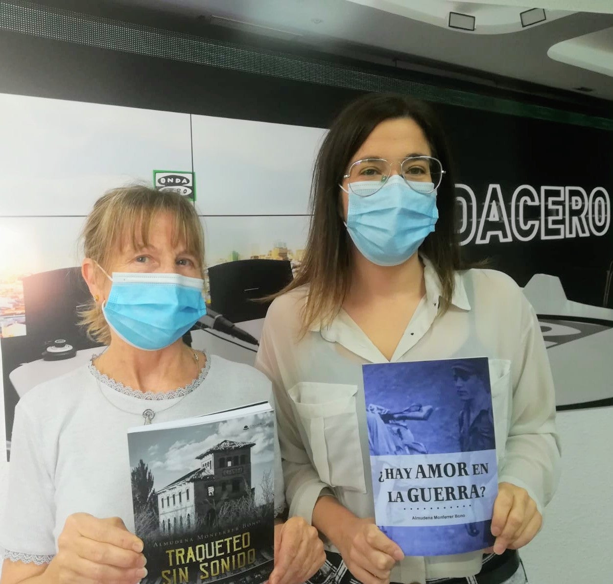 Día de las escritoras con Almudena Monferrer Día de las escritoras con Almudena Monferrer