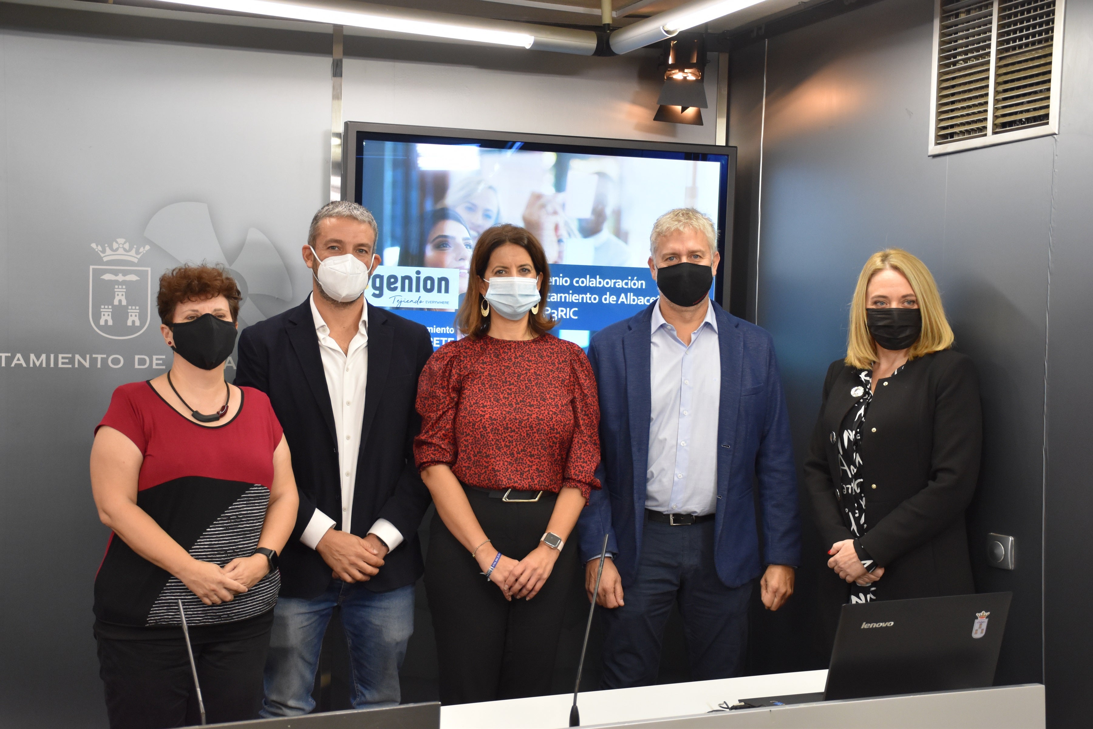 El proyecto europeo COOP3RNIC ofrecerá asesoramiento personalizado a los emprendedores El proyecto europeo COOP3RNIC ofrecerá asesoramiento personalizado a los emprendedores