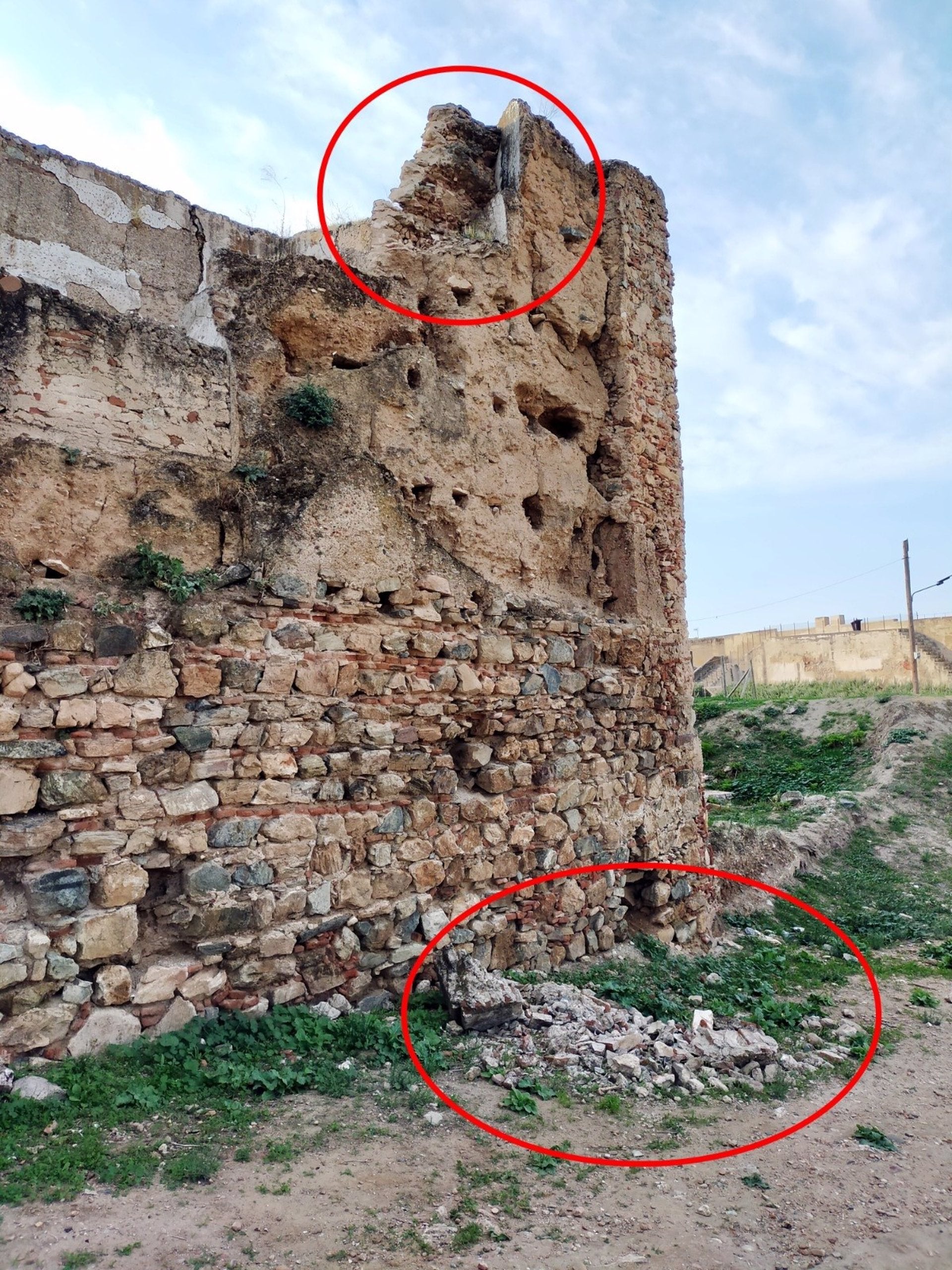 Amigos de Badajoz pide que las ermitas de la Alcazaba sean incluidas en la 'lista roja' de Hispania Nostra Amigos de Badajoz pide que las ermitas de la Alcazaba sean incluidas en la 'lista roja' de Hispania Nostra