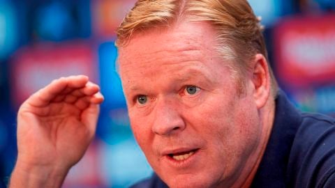  Koeman durante la rueda de prensa previa al partido