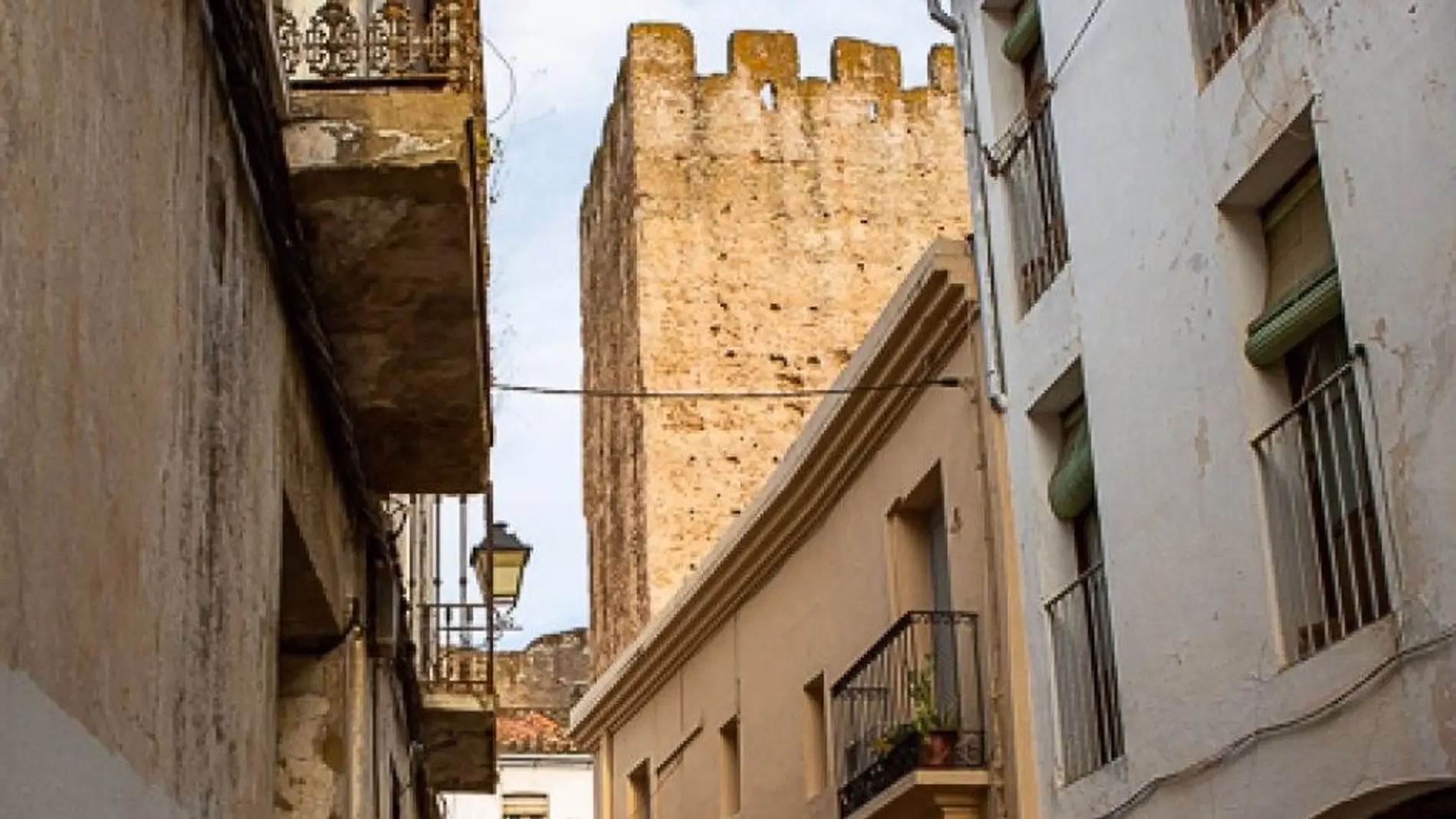 La segunda fase de restauración de la muralla de Cáceres comenzará en el primer trimestre de 2022