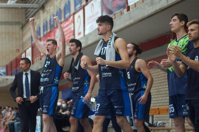 Unicaja Oviedo se cuela entre los mejores Unicaja Oviedo se cuela entre los mejores