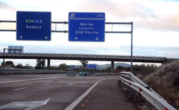 La Unión de Consumidores rechaza los peajes en autovías en 2024 anunciado por el Gobierno Central La Unión de Consumidores rechaza los peajes en autovías en 2024 anunciado por el Gobierno Central