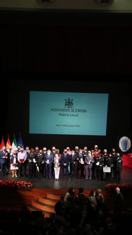 Homenaje a la Polic&iacute;a Local