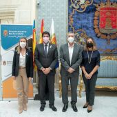 Responsables del Ayuntamiento de Alicante y de la Generalitat en la presentación del '25 de Octubre'
