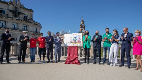 Presentación de la Regata en la azotea del Ayuntamiento de Sevilla