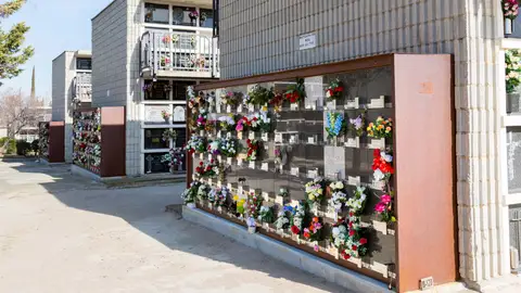 El aforo en el cementerio será limitado El aforo en el cementerio será limitado