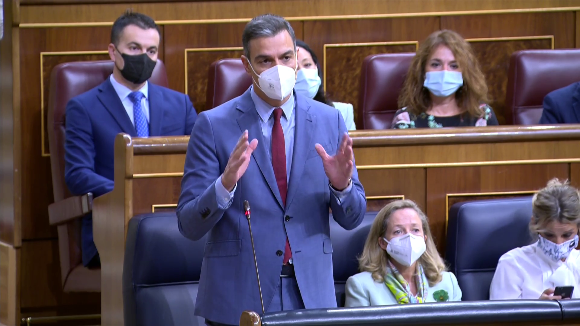 La respuesta de Pedro Sánchez a Casado sobre los peajes: "Queremos una recuperación económica más justa que llegue a todos" La respuesta de Pedro Sánchez a Casado sobre los peajes: "Queremos una recuperación económica más justa que llegue a todos"