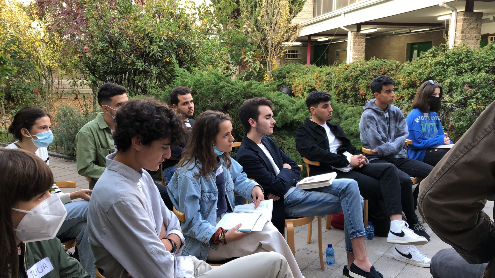 El Ayuntamiento de Elda pone en marcha los talleres dirigidos a adolescentes que participan en el programa Jove Oportunitat 2022 El Ayuntamiento de Elda pone en marcha los talleres dirigidos a adolescentes que participan en el programa Jove Oportunitat 2022