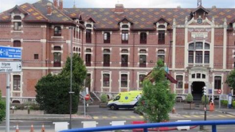 Imagen de la entrada al Hospital de Basurto