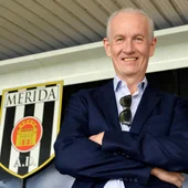 Paco Puertas vende el Mérida a un empresario británico Paco Puertas vende el Mérida a un empresario británico
