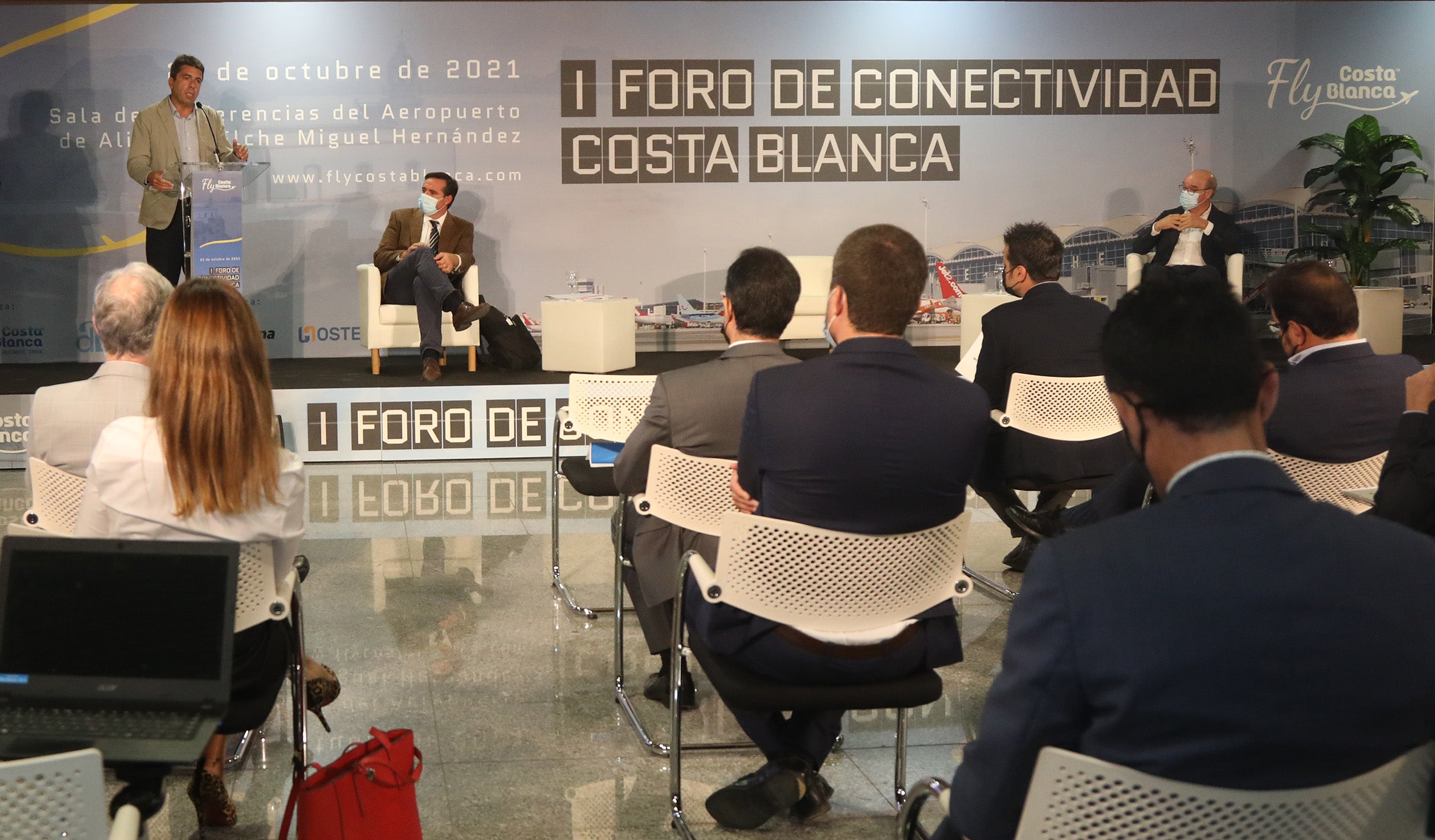 Mazón: “Costa Blanca trabaja en la captación de nuevas rutas aéreas para superar las cifras previas a la pandemia” Mazón: “Costa Blanca trabaja en la captación de nuevas rutas aéreas para superar las cifras previas a la pandemia”