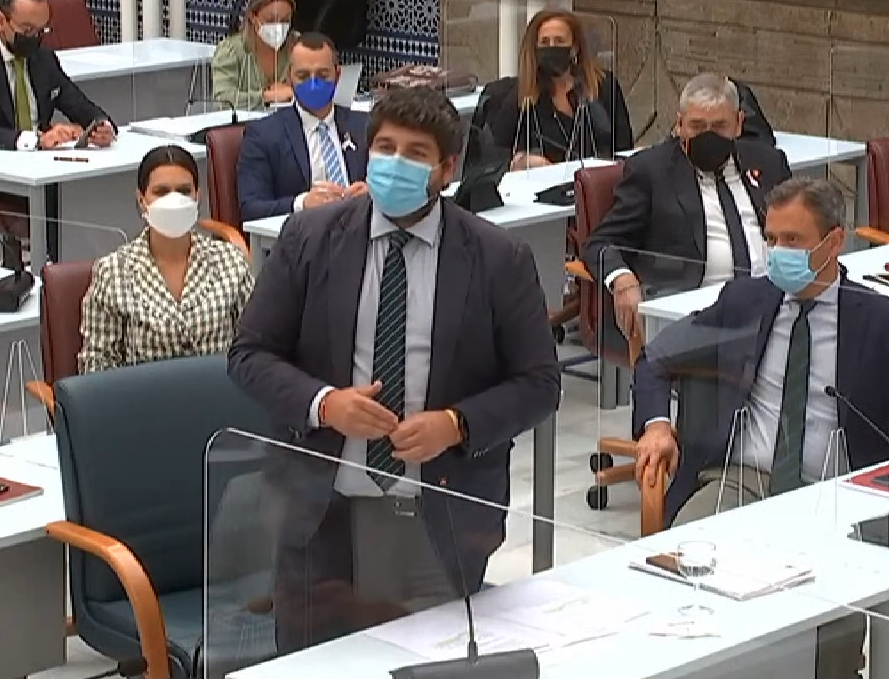 López Miras da a entender que la mitad del regadío ilegal del Campo de Caragena recibe agua de una empresa del ministerio López Miras da a entender que la mitad del regadío ilegal del Campo de Caragena recibe agua de una empresa del ministerio