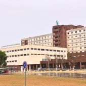El Hospital Universitario de Badajoz realiza con éxito el cuarto trasplante renal de paciente vivo de la región