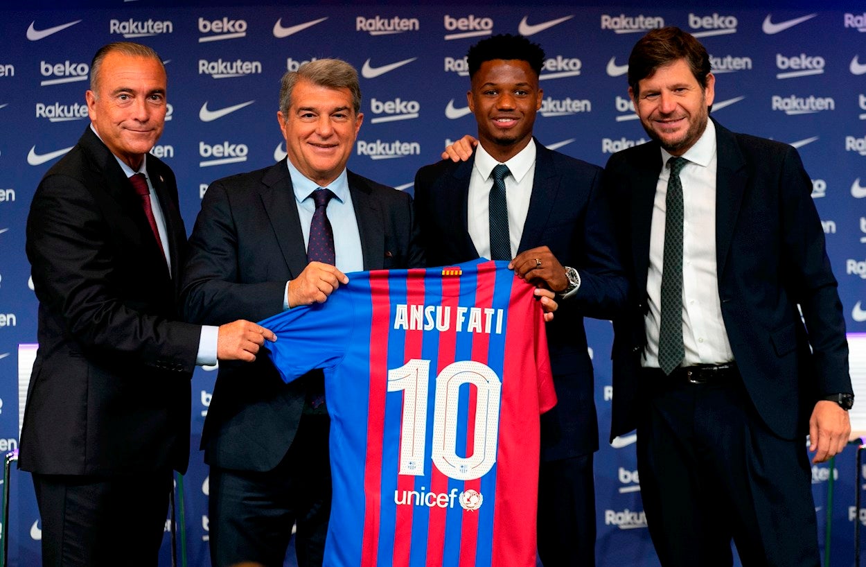 Ansu Fati: "He tenido ofertas, pero quiero triunfar aquí" Ansu Fati: "He tenido ofertas, pero quiero triunfar aquí"