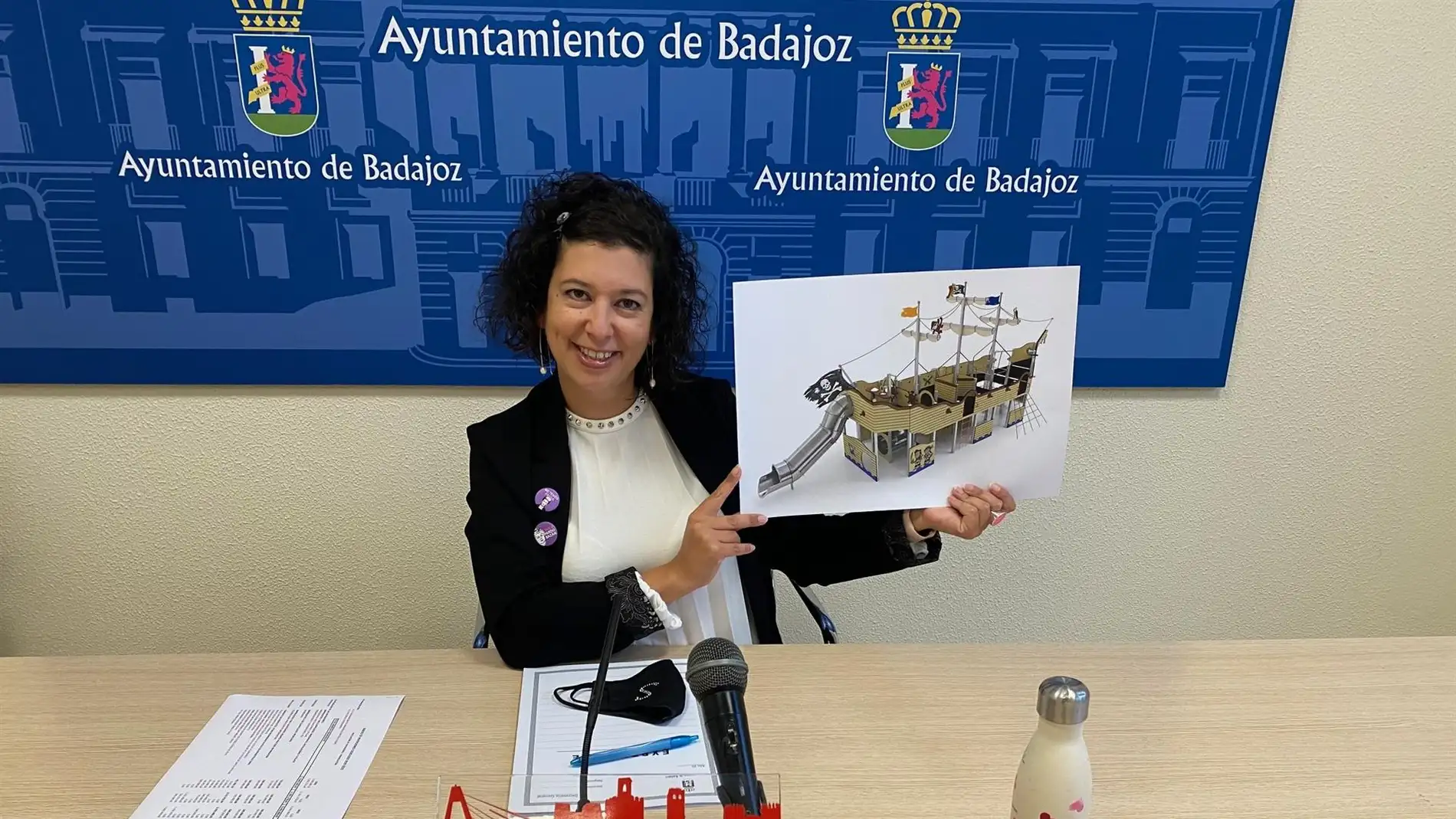 El PSOE de Badajoz reprocha al concejal de Parques y Jardines "su afán por mentir" e "incumplir lo que promete"