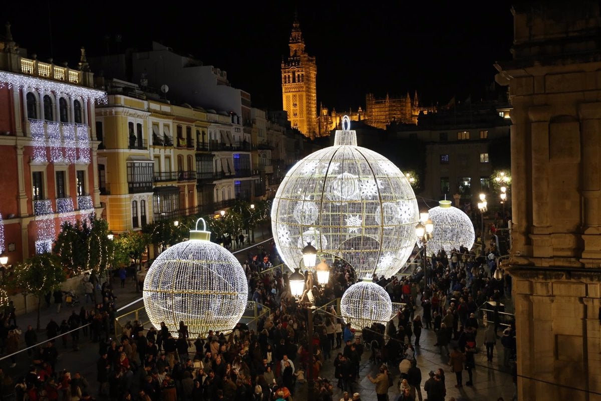 El Ayuntamiento de Sevilla espera una "gran Navidad" El Ayuntamiento de Sevilla espera una "gran Navidad"